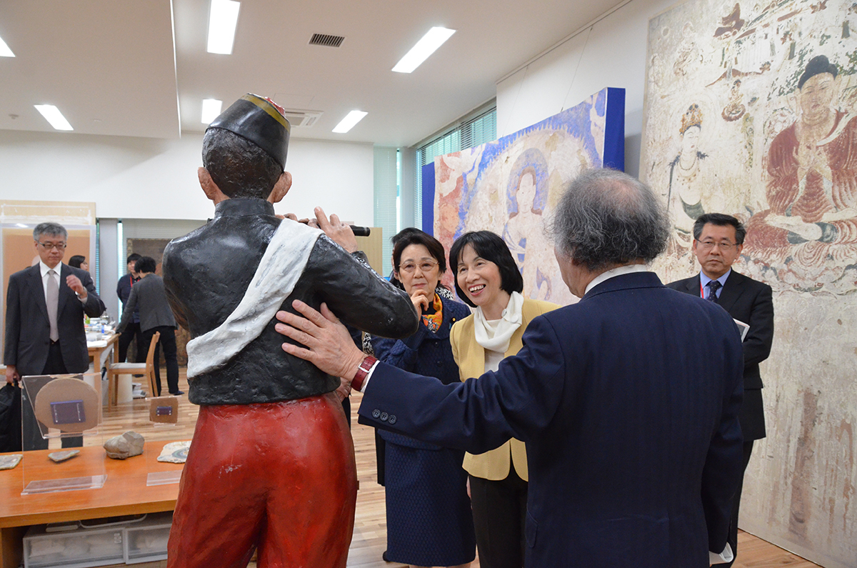 文化伝統調査会・成長戦略のための人材教育部会合同上野視察20161215