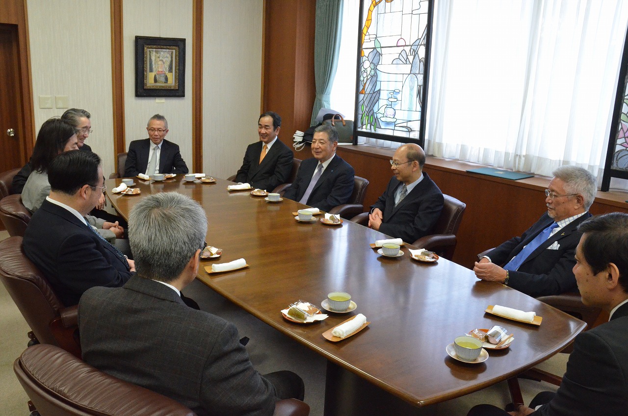 「藝大茶会～それゆえに」感謝状贈呈式