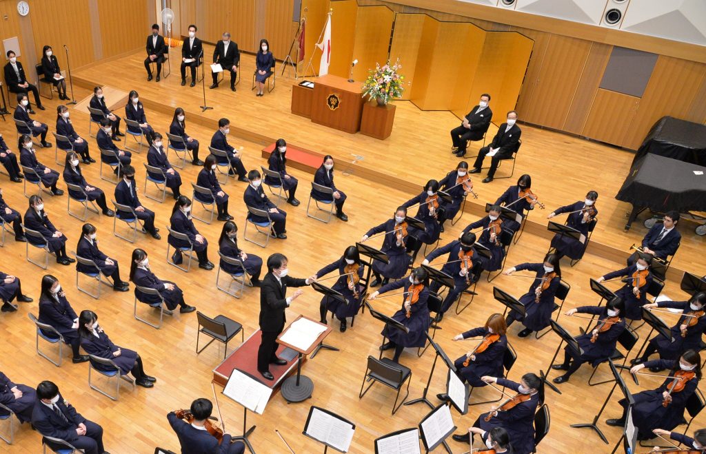 藝大リレーコラム - 第四十八回 山下薫子「コロナ禍のチーム学校」